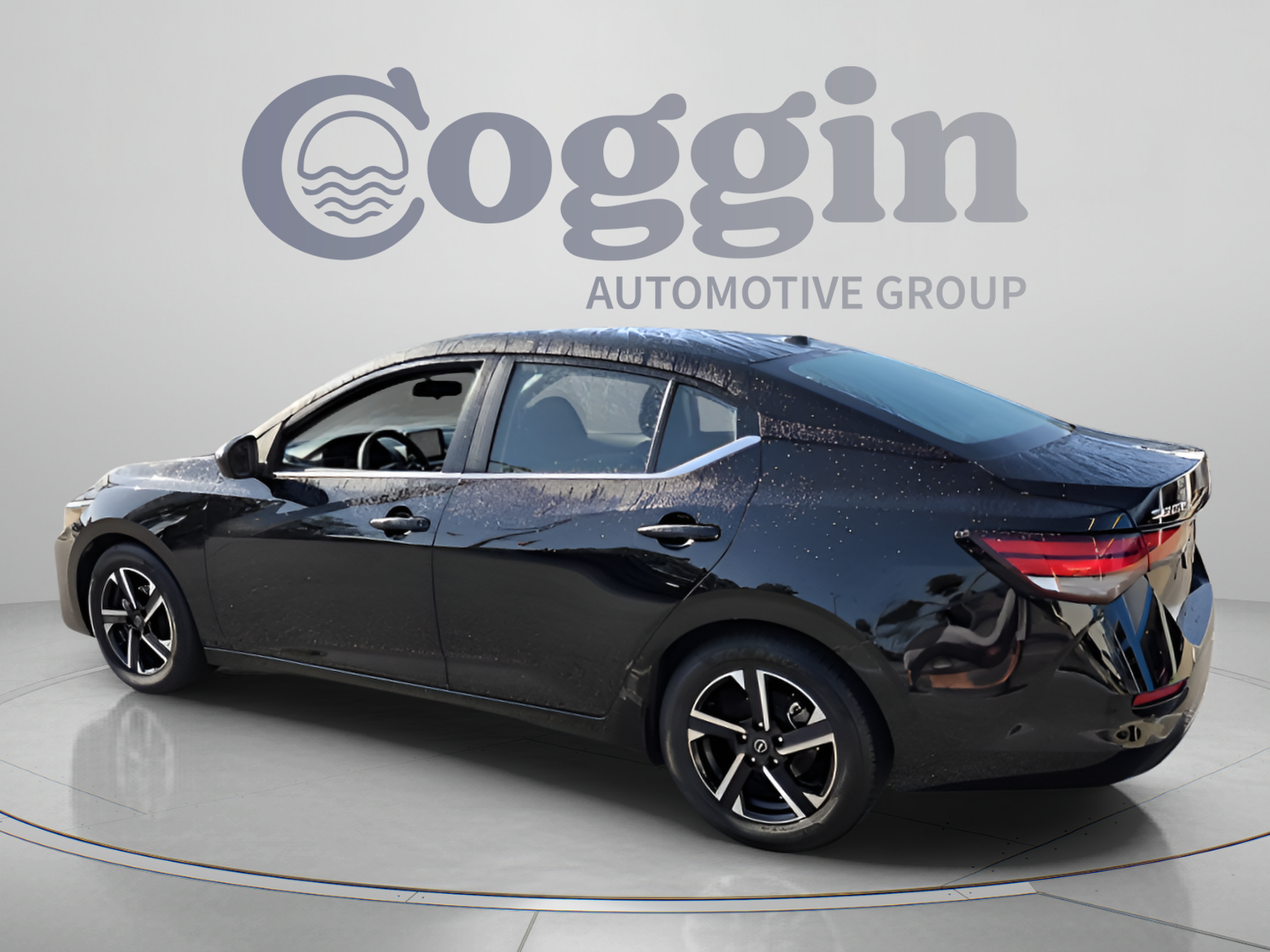 Used 2024 Nissan Sentra SV FWD image 3