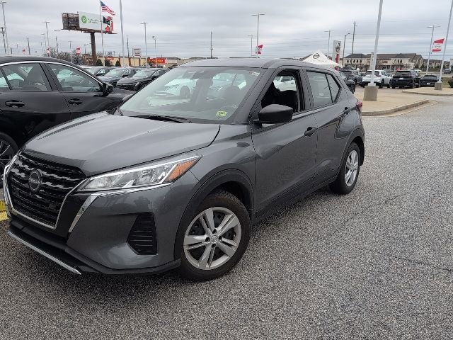 Used 2024 Nissan Kicks S