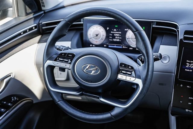 Certified 2023 Hyundai Tucson Limited w/ Cargo Package image 16
