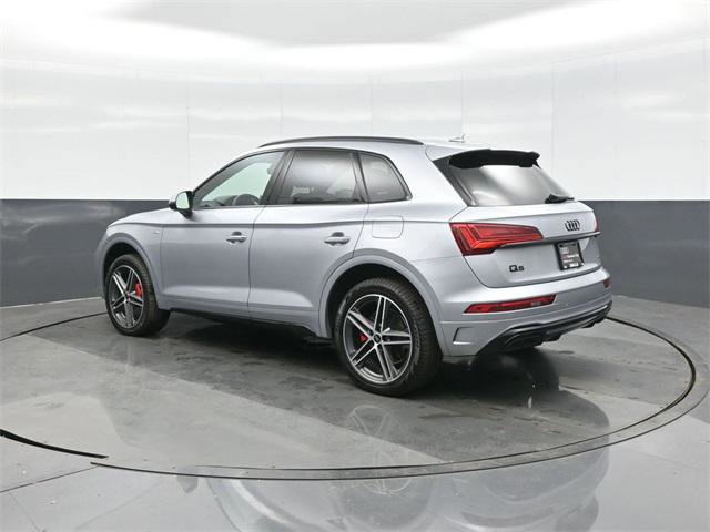 Used 2024 Audi Q5 e Premium Plus w/ Premium Plus Package image 5