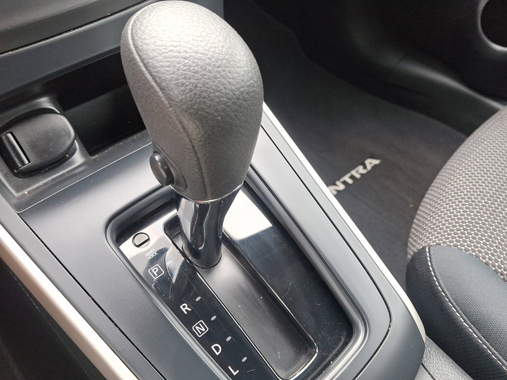 Used 2019 Nissan Sentra S FWD image 29