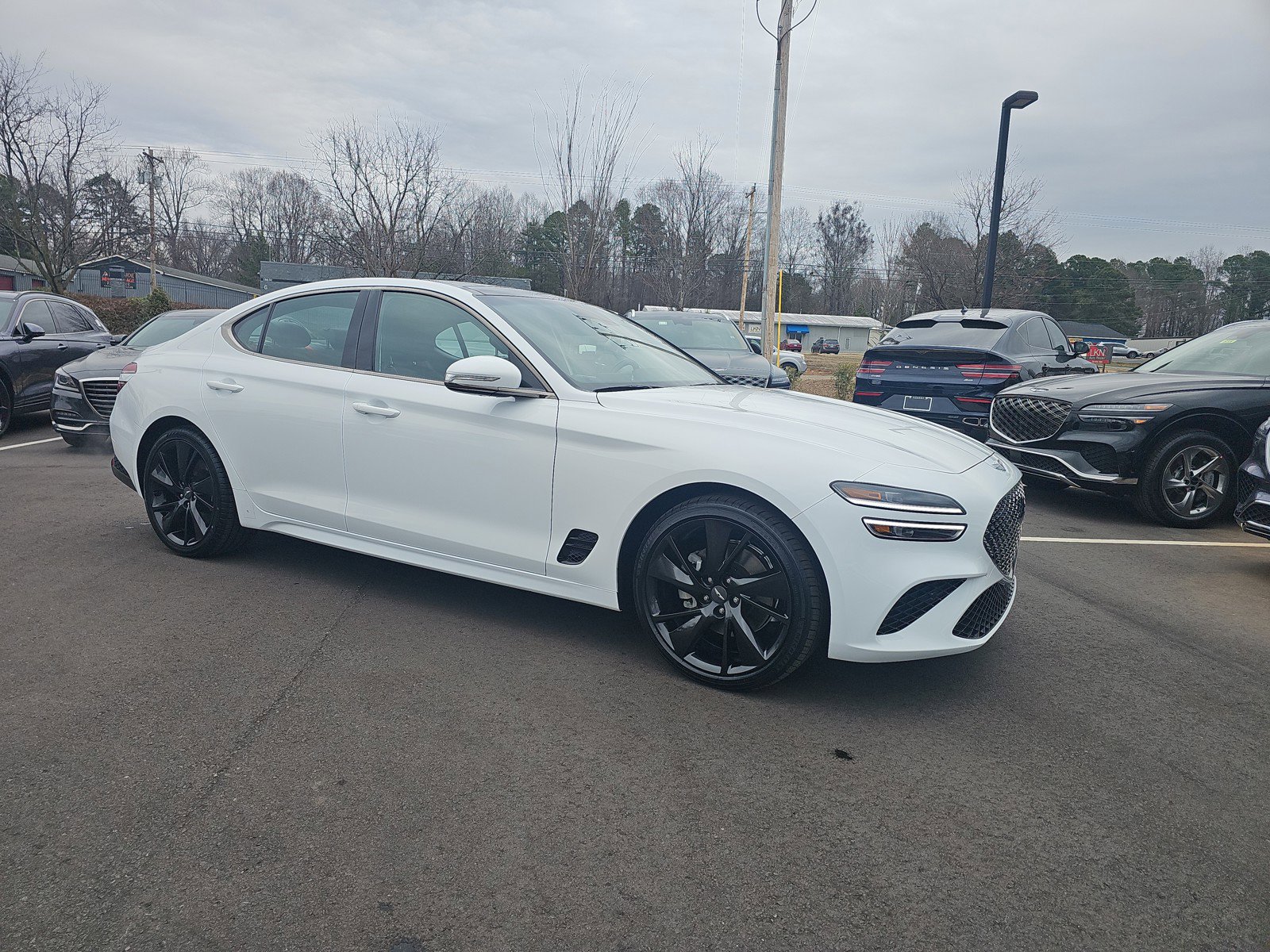 Used 2023 Genesis G70 2.0T w/ Sport Prestige Package image 2