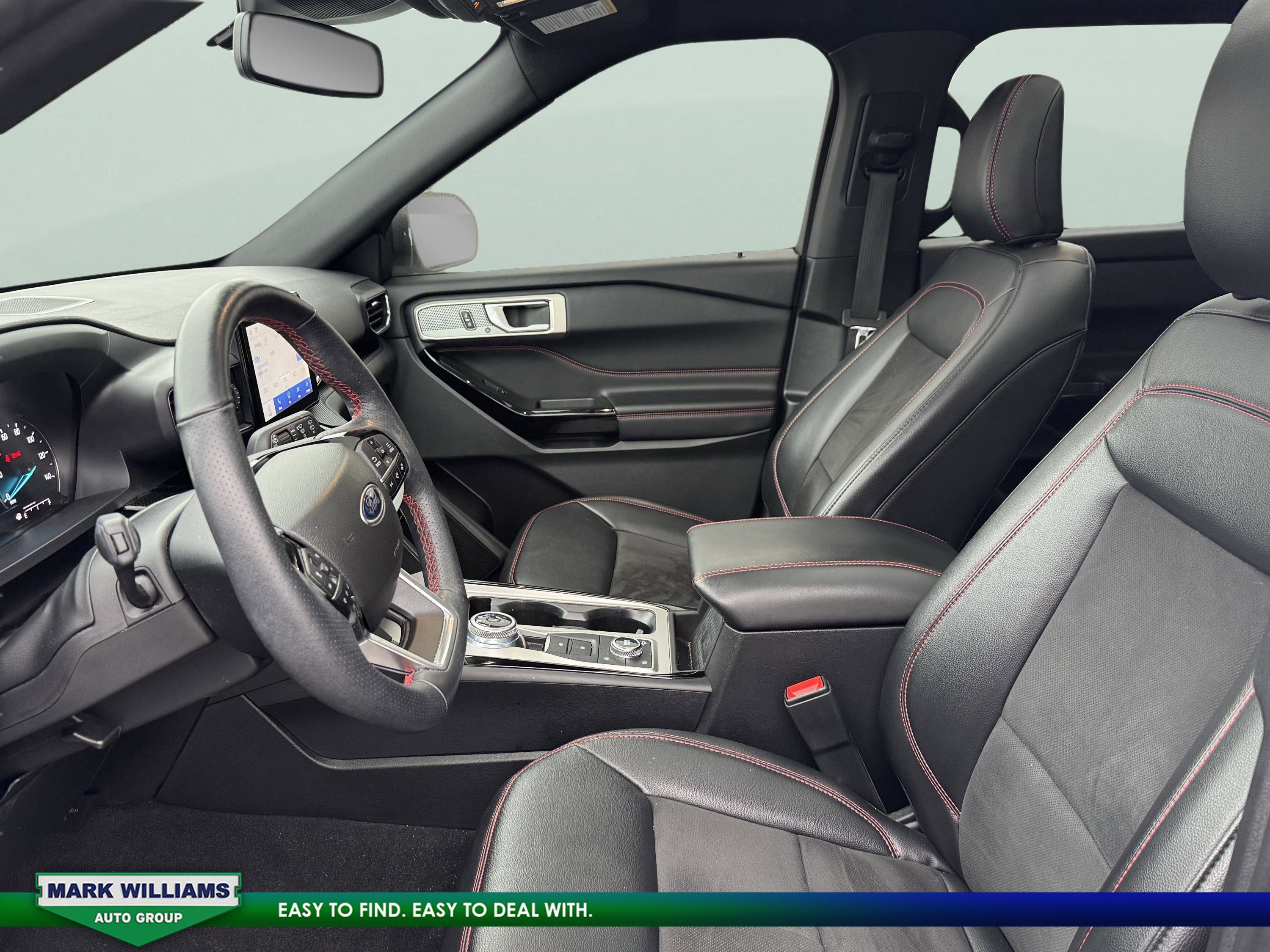 Used 2023 Ford Explorer ST-Line w/ Class IV Trailer Tow Package image 14