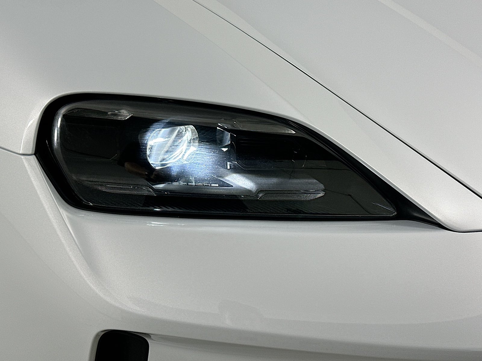 New 2026 Porsche Taycan AWD/4WD image 10