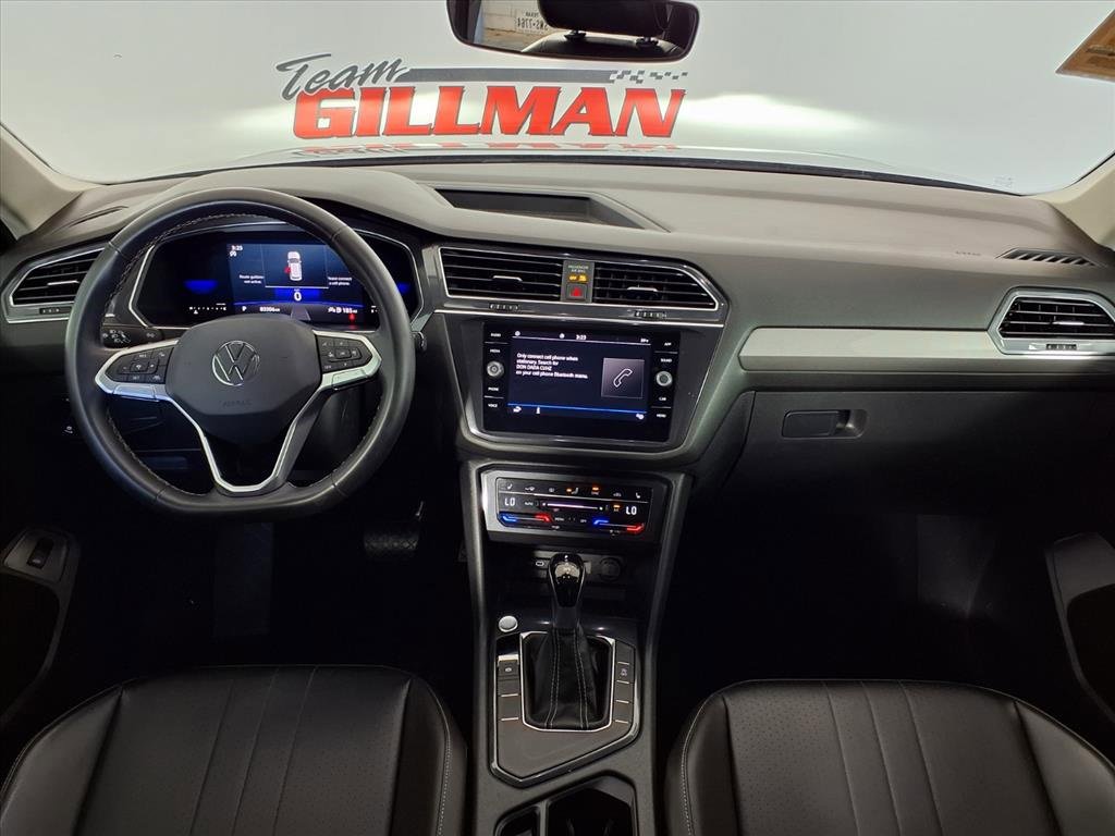 Used 2022 Volkswagen Tiguan SE image 11