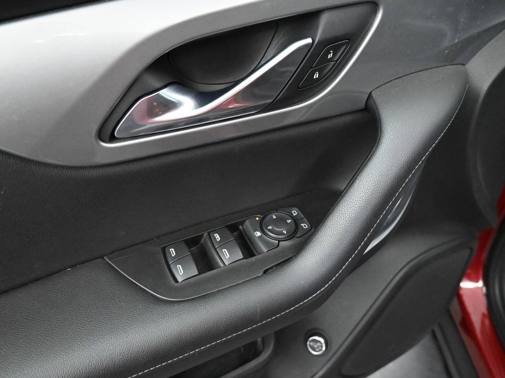 Used 2020 Chevrolet Blazer LT image 24