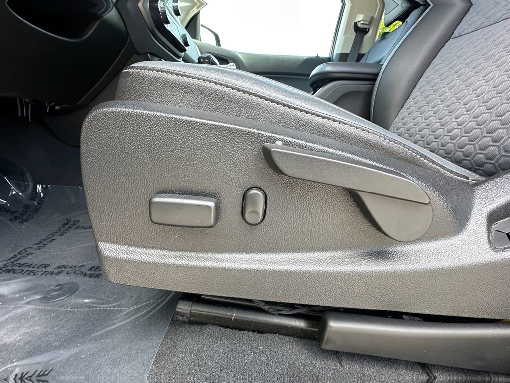 Used 2019 Chevrolet Colorado Z71 AWD/4WD image 16