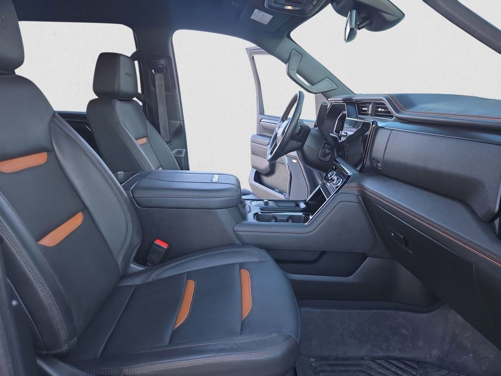 Used 2024 GMC Sierra 3500 AT4 w/ AT4 Preferred Package image 16