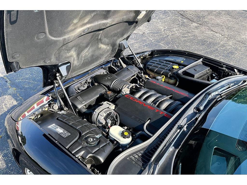 Used 2002 Chevrolet Corvette Coupe w/ Preferred Equipment Group2 RWD image 40