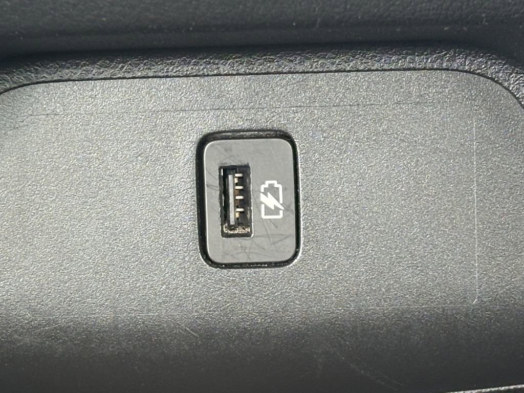 Used 2022 Nissan Sentra SV w/ All-Weather Package FWD image 5