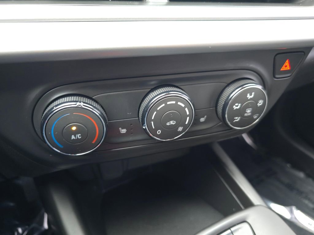 Certified 2024 Chevrolet Trax LS w/ LS Convenience Package image 25