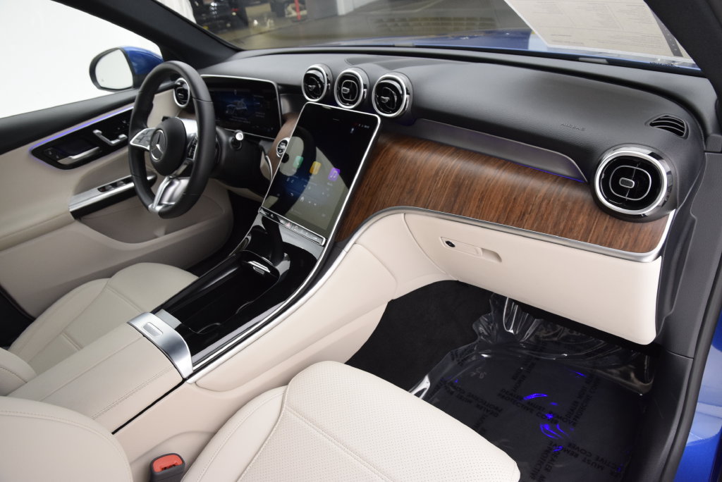 Certified 2026 Mercedes-Benz GLC 300 image 15