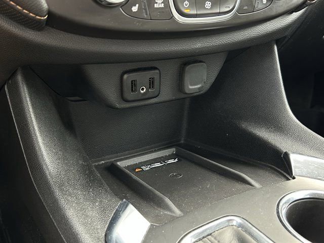 Used 2019 Chevrolet Traverse Premier w/ Driver Confidence II Package image 22