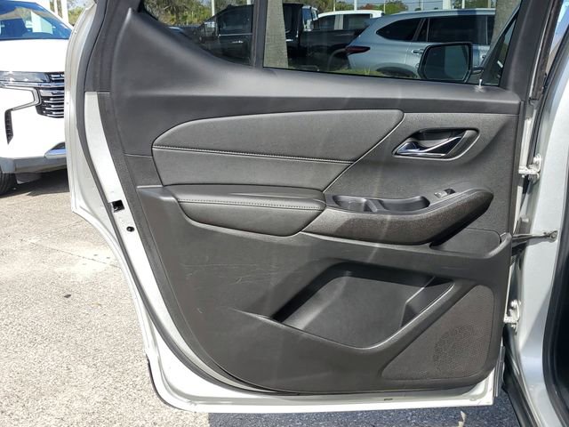 Used 2022 Chevrolet Traverse LT image 14