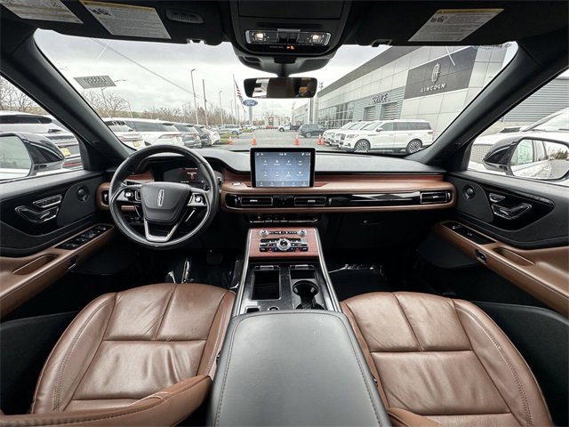 Certified 2023 Lincoln Aviator Grand Touring w/ Elements Package Plus image 3