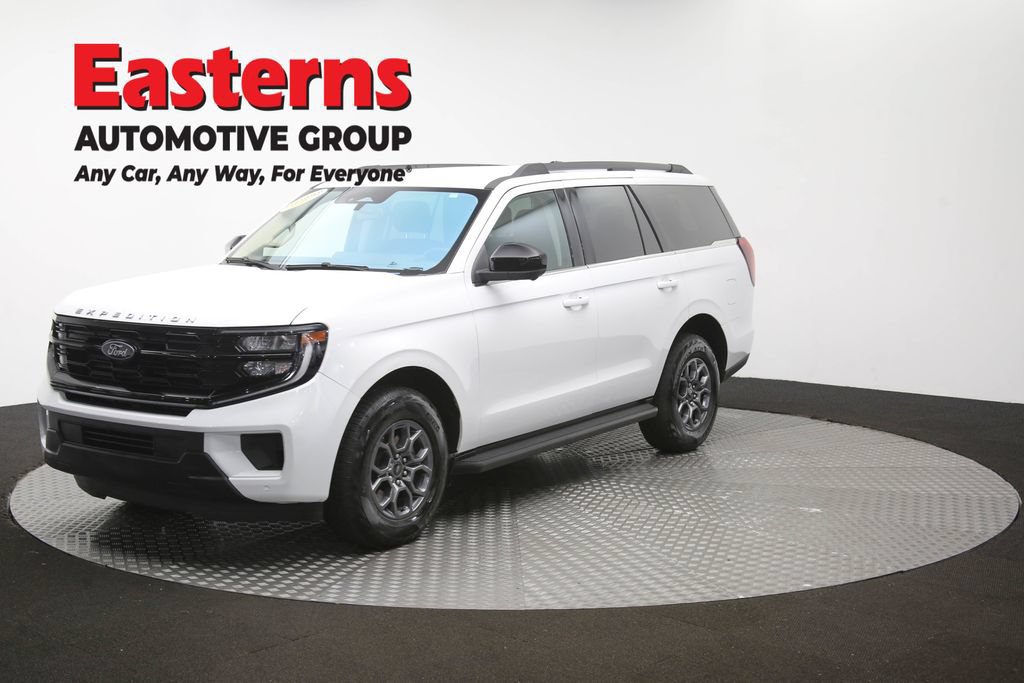 Used 2025 Ford Expedition Active AWD/4WD image 55