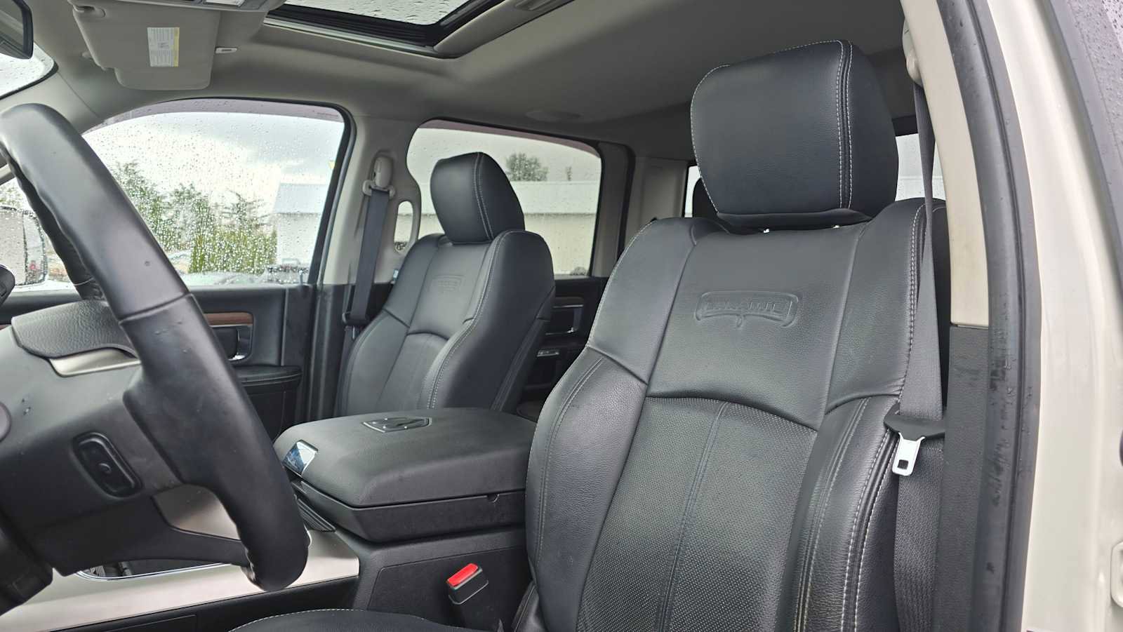 Used 2018 RAM 3500 Laramie w/ Convenience Group image 23