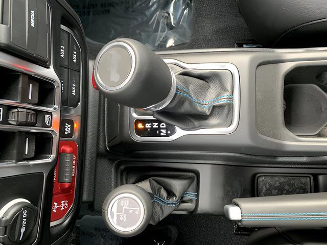 Used 2023 Jeep Wrangler Unlimited Rubicon 4xe w/ Dual Top Group image 15