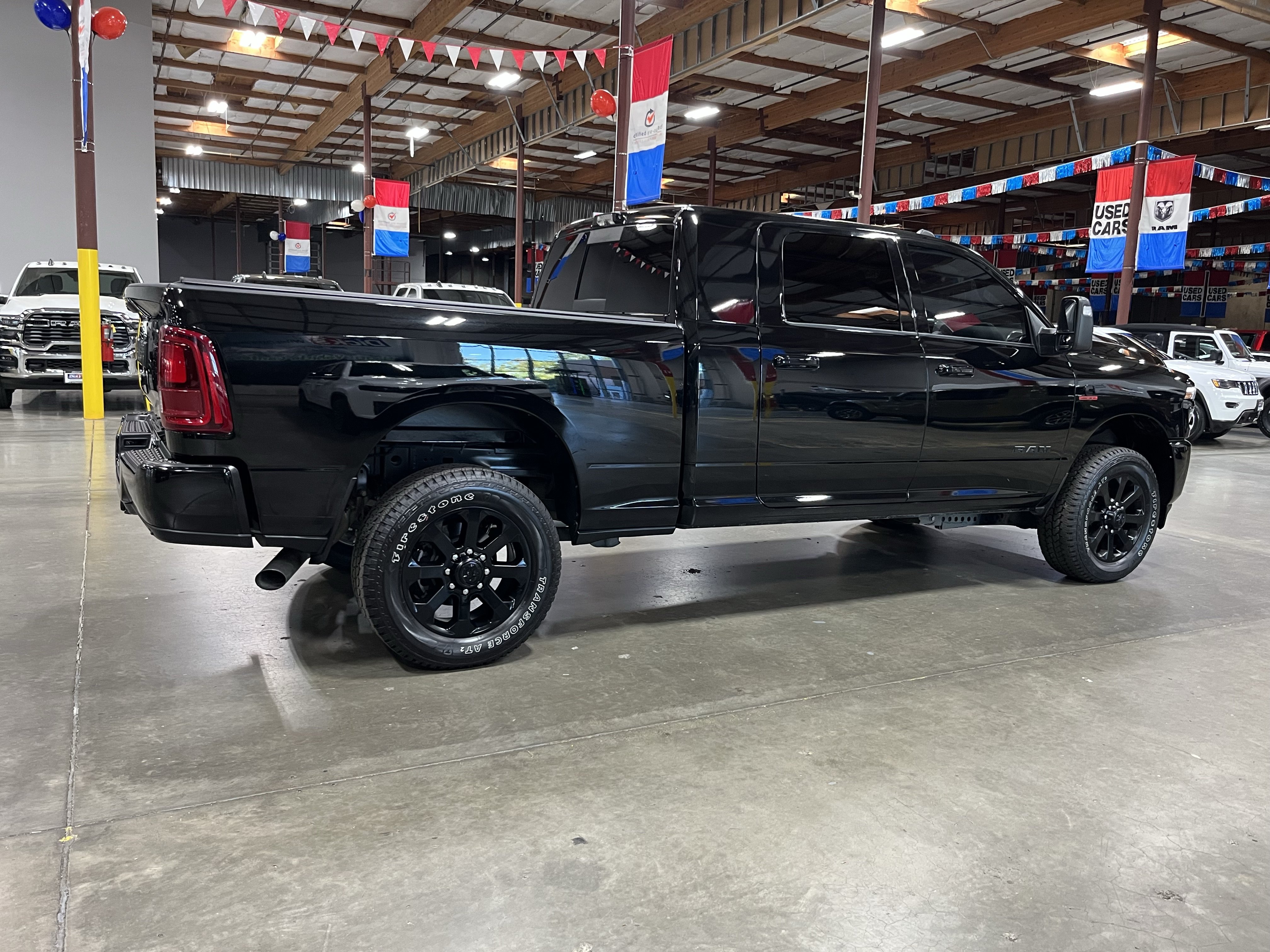Certified 2025 RAM 2500 Laramie w/ Night Edition AWD/4WD image 6