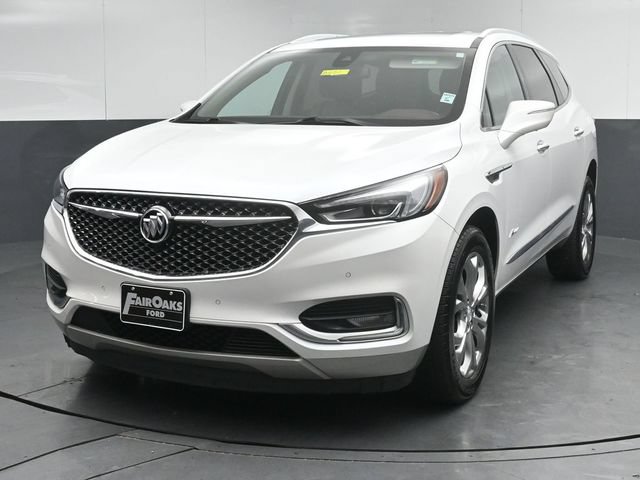 Used 2019 Buick Enclave Avenir w/ Avenir Technology Package AWD/4WD image 3
