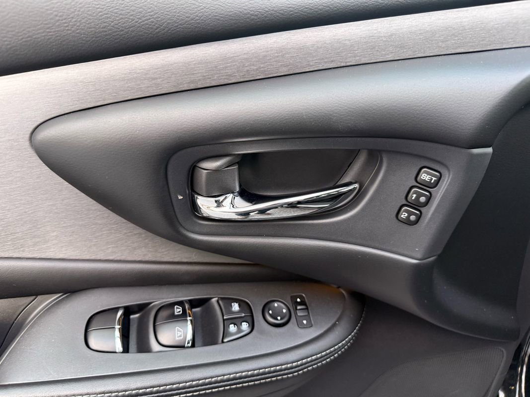 Used 2019 Nissan Murano SL image 16