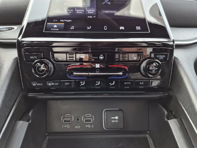Used 2024 Jeep Grand Cherokee Altitude AWD/4WD image 26
