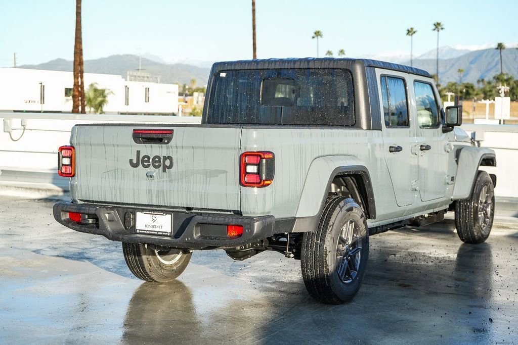 New 2026 Jeep Gladiator Sport image 7