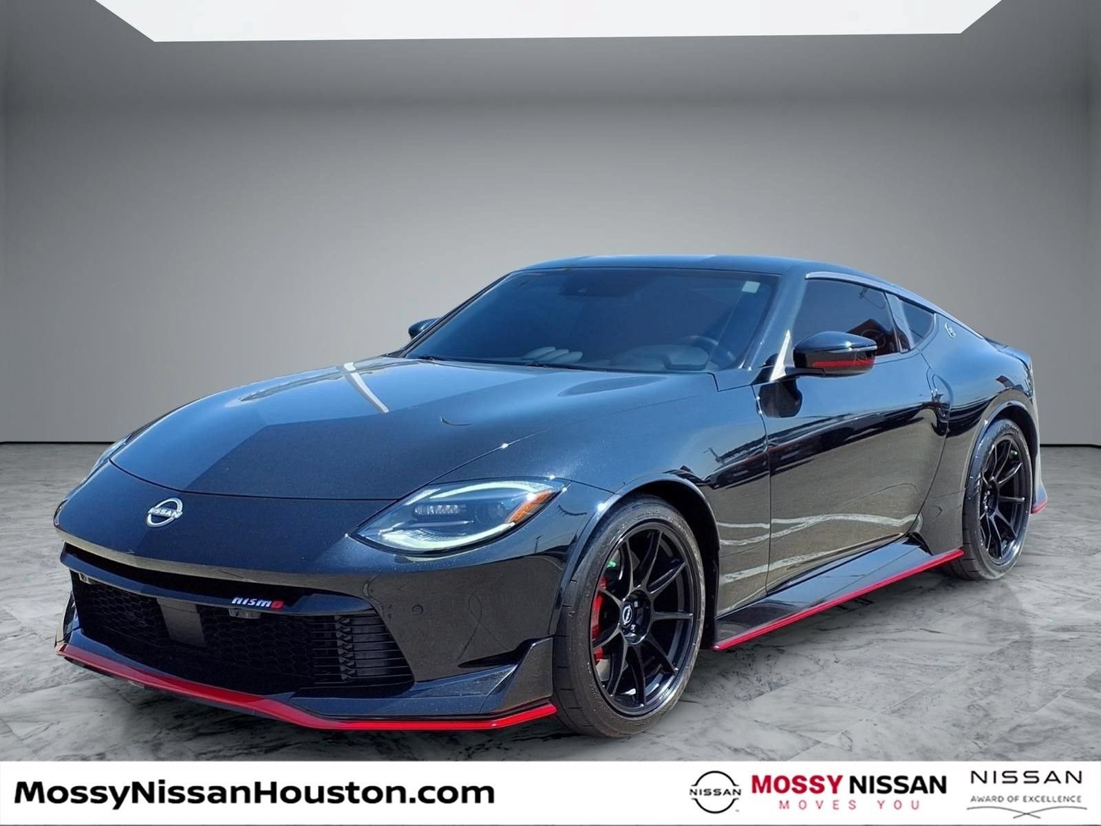 Certified 2024 Nissan Z Performance w/ Floor Mat Package RWD image 4