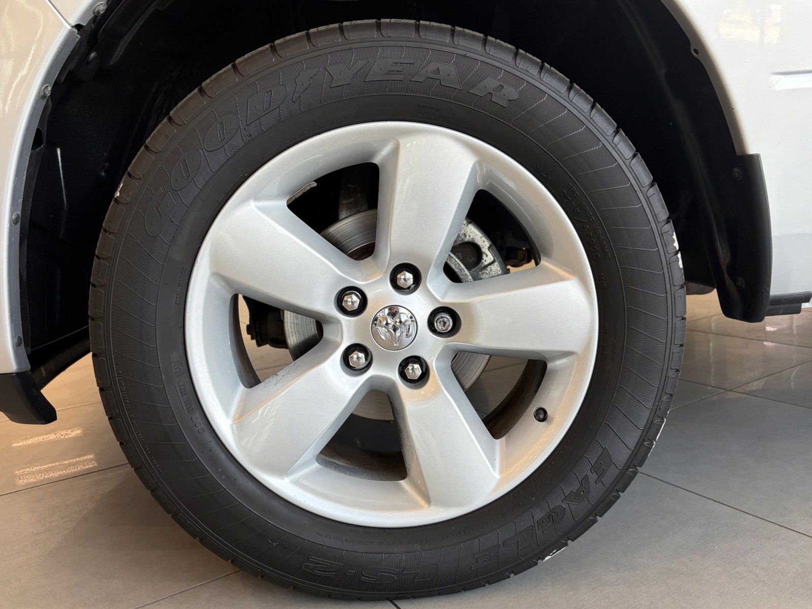 Used 2013 RAM 1500 Express AWD/4WD image 12