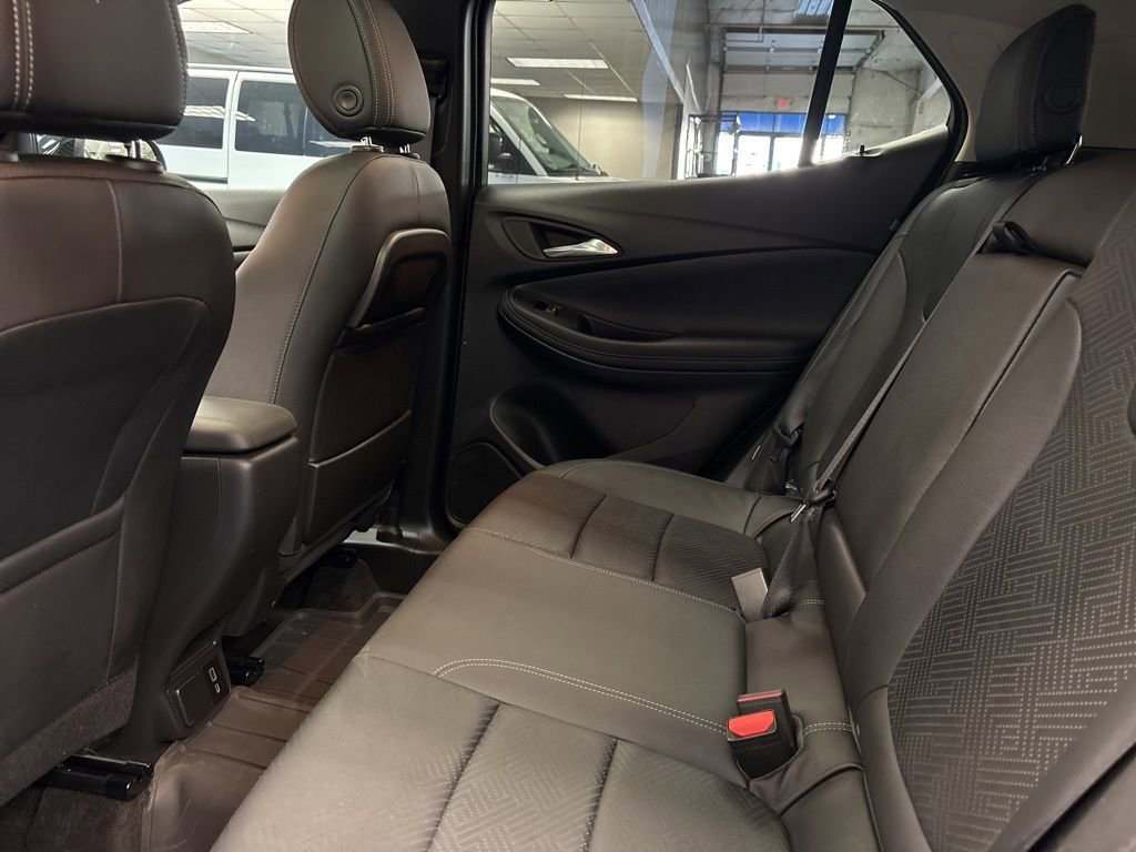 Used 2023 Buick Encore GX Essence w/ Experience Buick Package AWD/4WD image 21