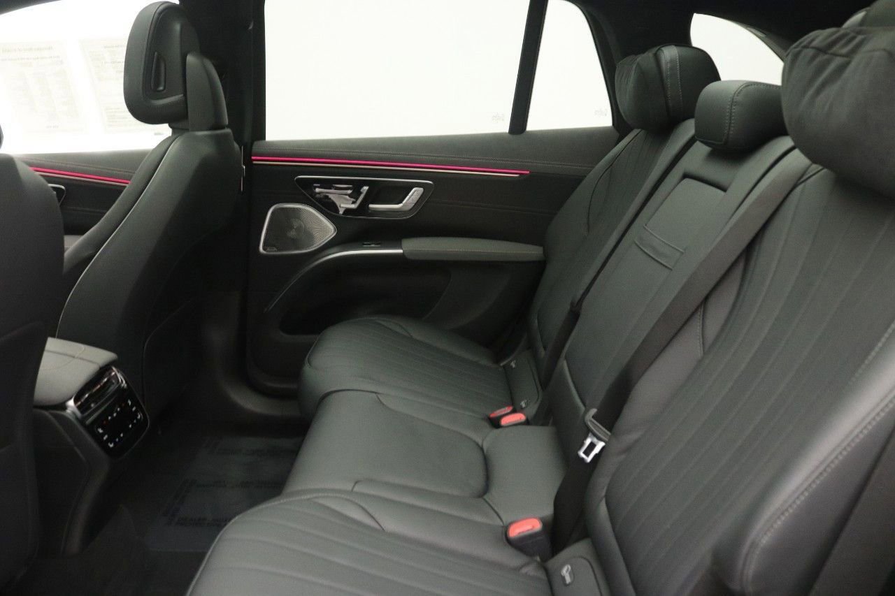 Certified 2023 Mercedes-Benz EQS 580 4MATIC SUV image 34