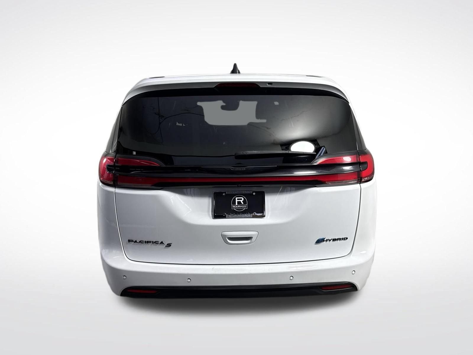 Used 2024 Chrysler Pacifica Limited FWD image 32