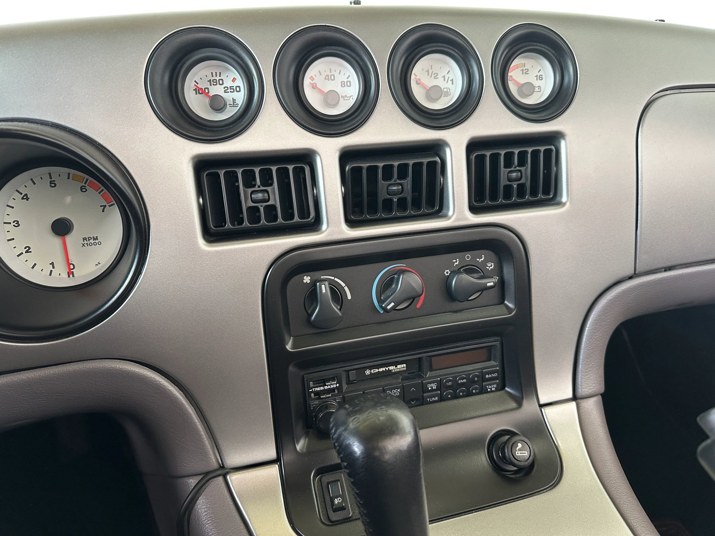 Used 1995 Dodge Viper RT/10 image 33