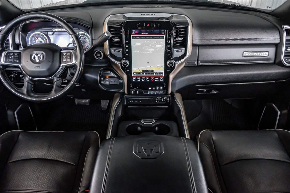 Used 2019 RAM 2500 Laramie w/ Black Appearance Package AWD/4WD image 13