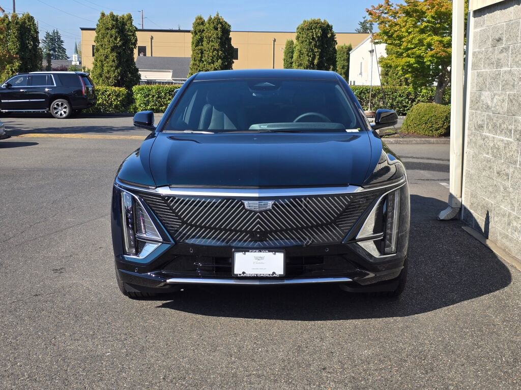 New 2026 Cadillac Lyriq Luxury image 11