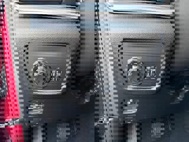 New 2025 Jeep Grand Cherokee Altitude image 20