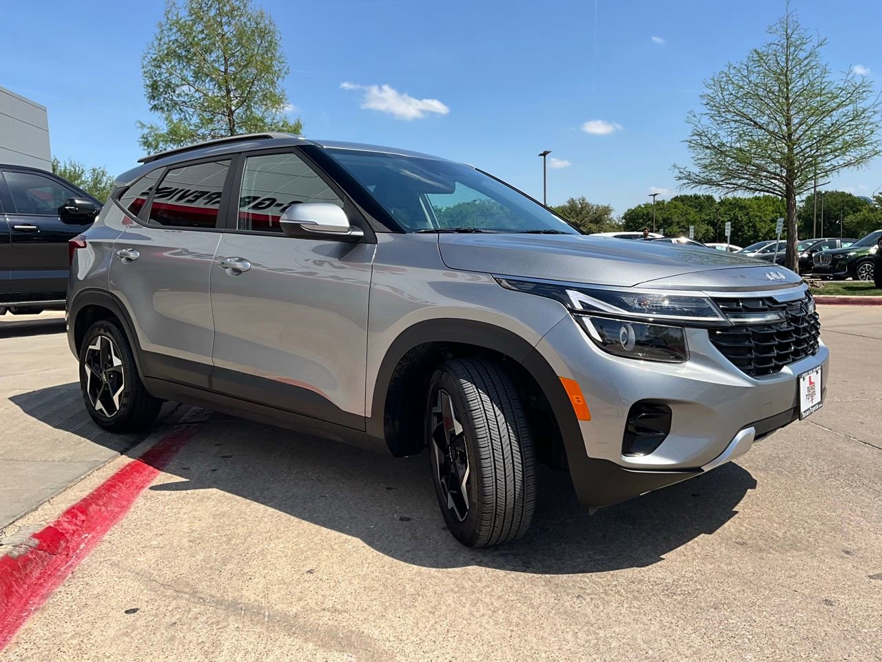 Used 2025 Kia Seltos S image 4