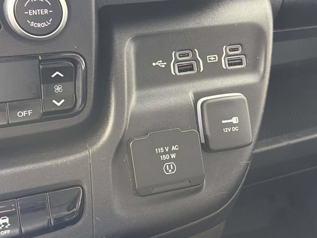 Used 2022 RAM ProMaster 2500 w/ Driver Convenience Group FWD image 21