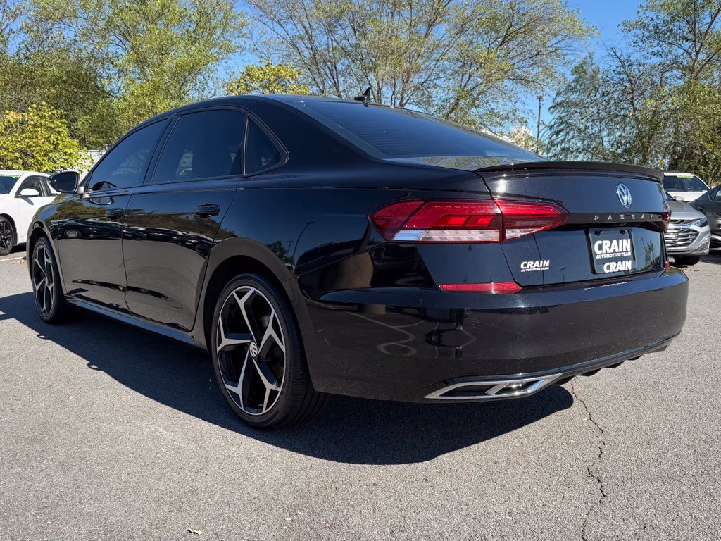 Used 2021 Volkswagen Passat 2.0T R-Line FWD image 5