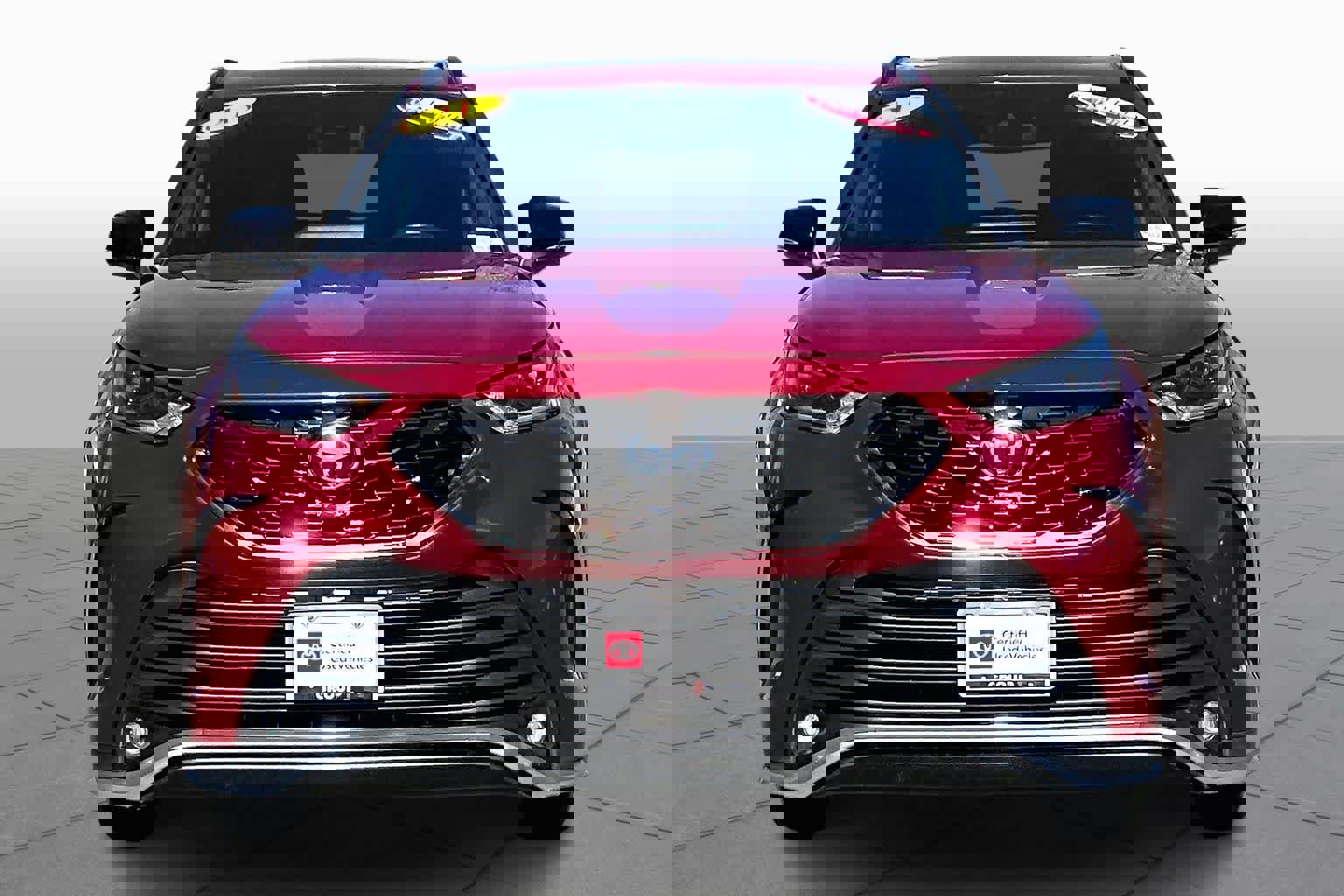 Certified 2021 Toyota Highlander XSE image 3