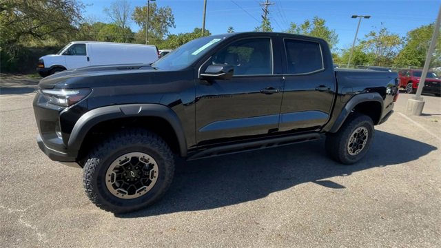 New 2025 Chevrolet Colorado ZR2 w/ Technology Package image 6