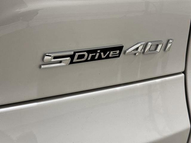 Used 2022 BMW X5 sDrive40i w/ Premium Package RWD image 32