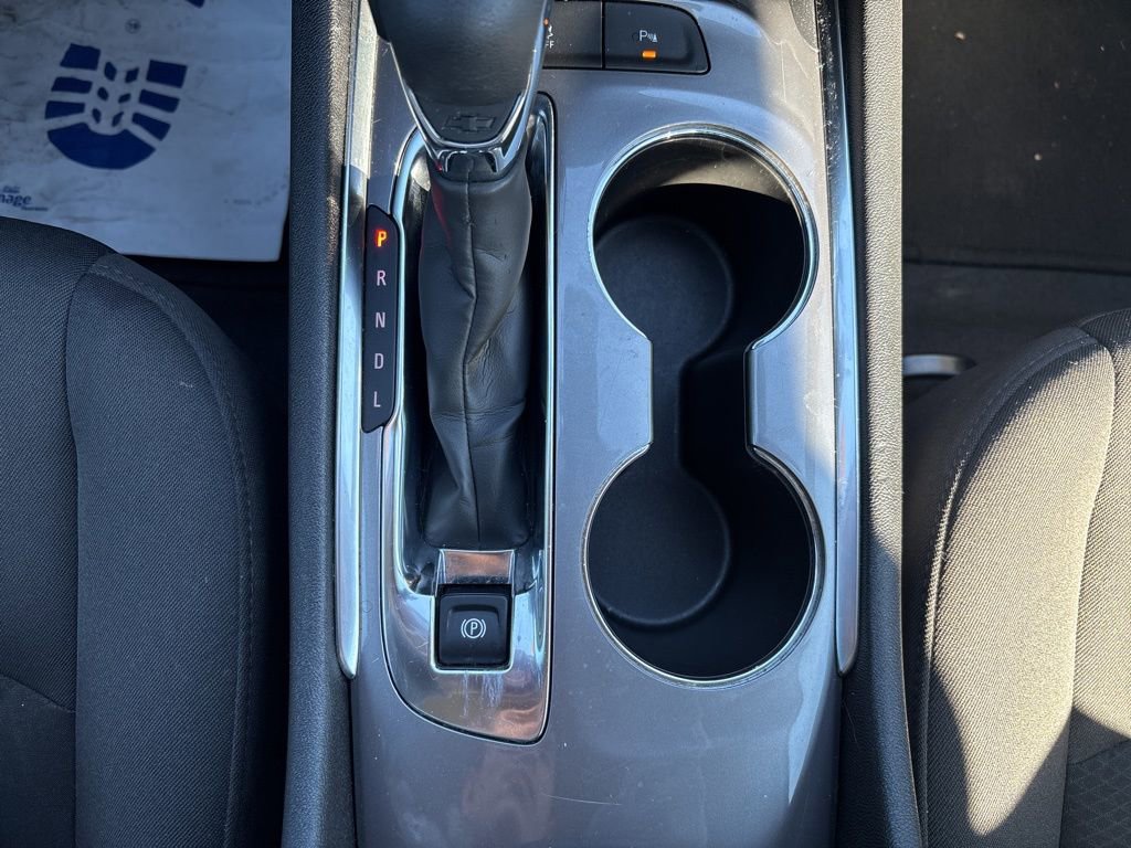 Used 2024 Chevrolet Malibu LT image 25