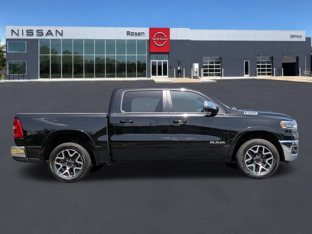Used 2025 RAM 1500 Laramie AWD/4WD image 2