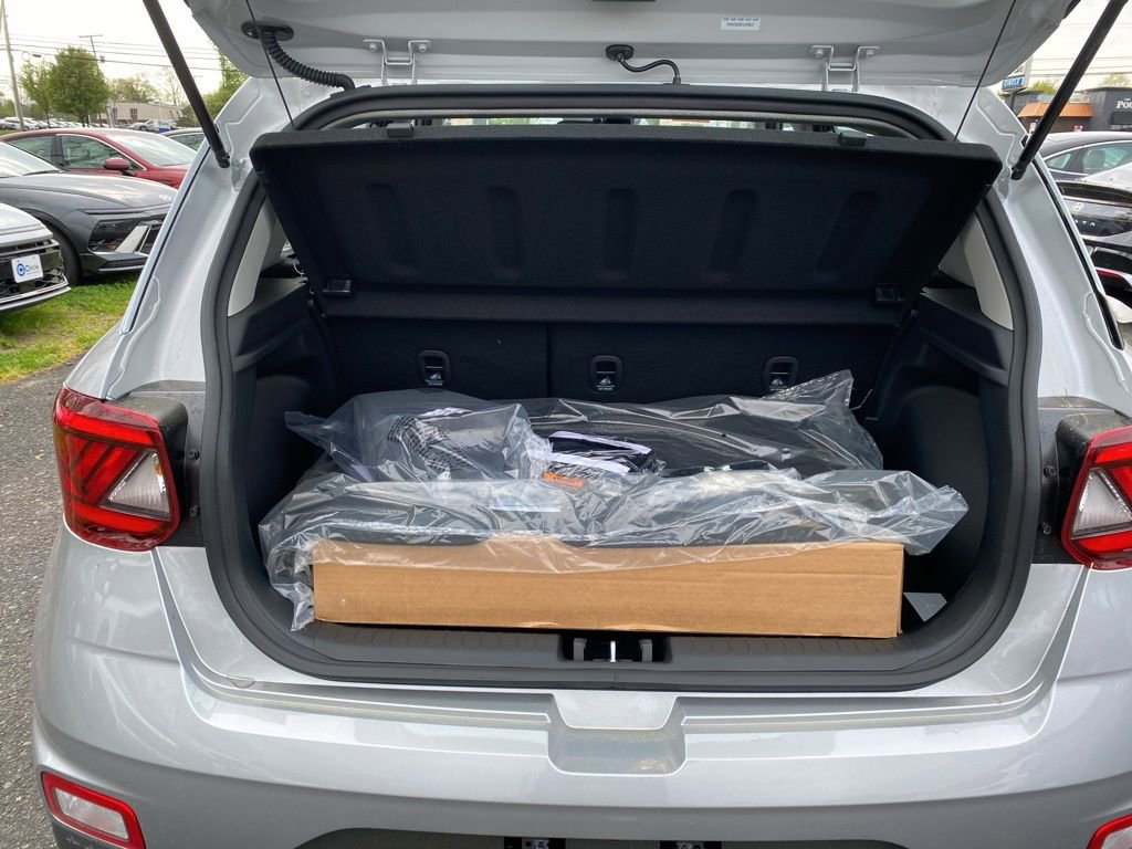 New 2026 Hyundai Venue SEL FWD image 14
