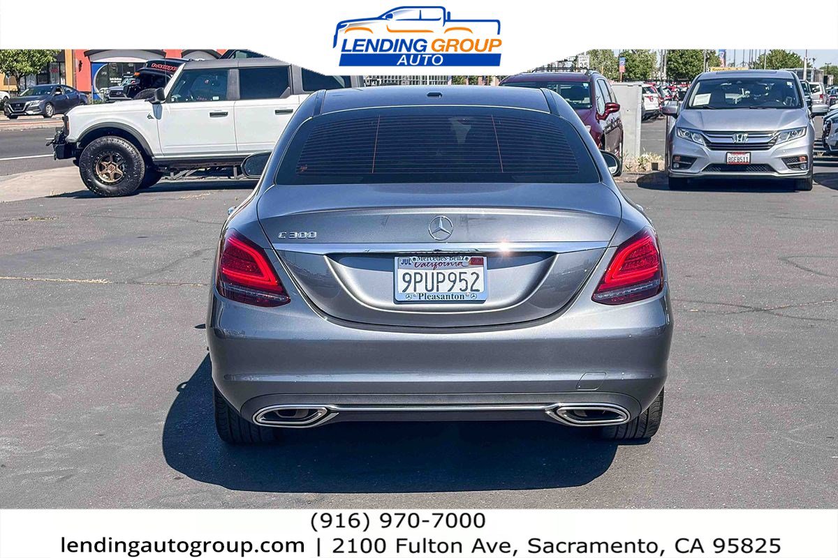 Used 2021 Mercedes-Benz C 300 Sedan image 3