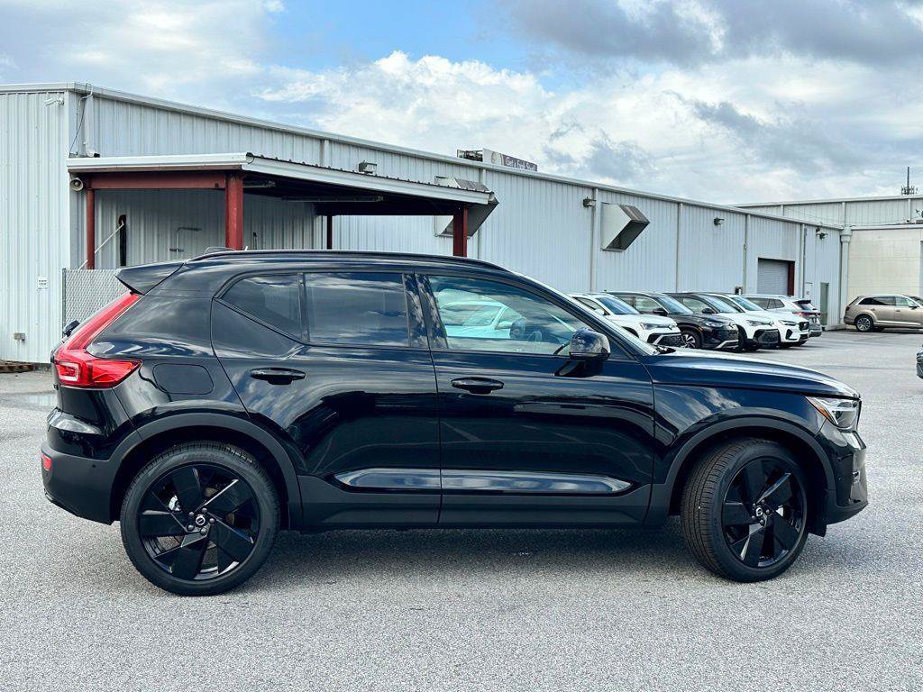 New 2026 Volvo XC40 B5 Ultra w/ Protection Package Premier AWD/4WD image 5