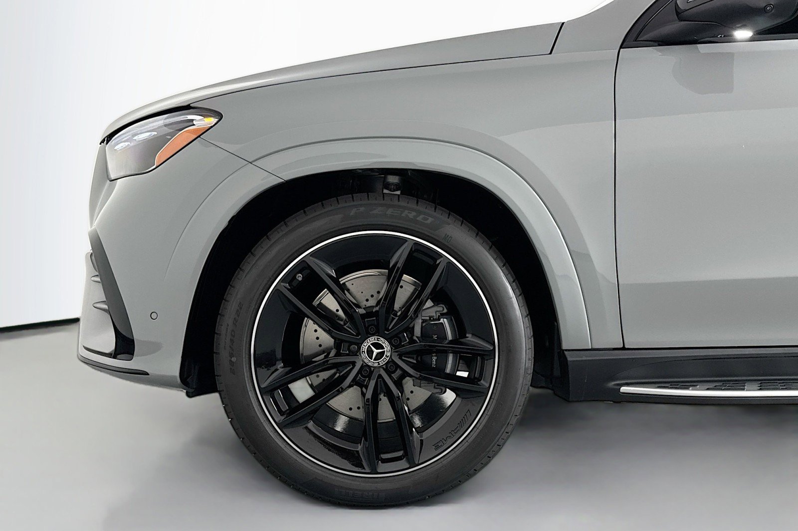 New 2026 Mercedes-Benz GLE 580 4MATIC image 9