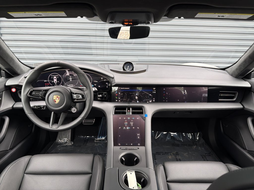 New 2026 Porsche Taycan GTS AWD/4WD image 12