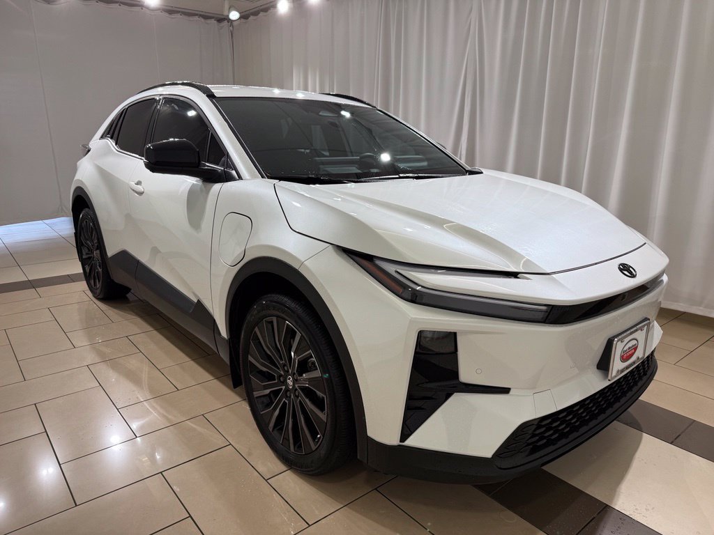 Certified 2026 Toyota C-HR AWD/4WD image 7